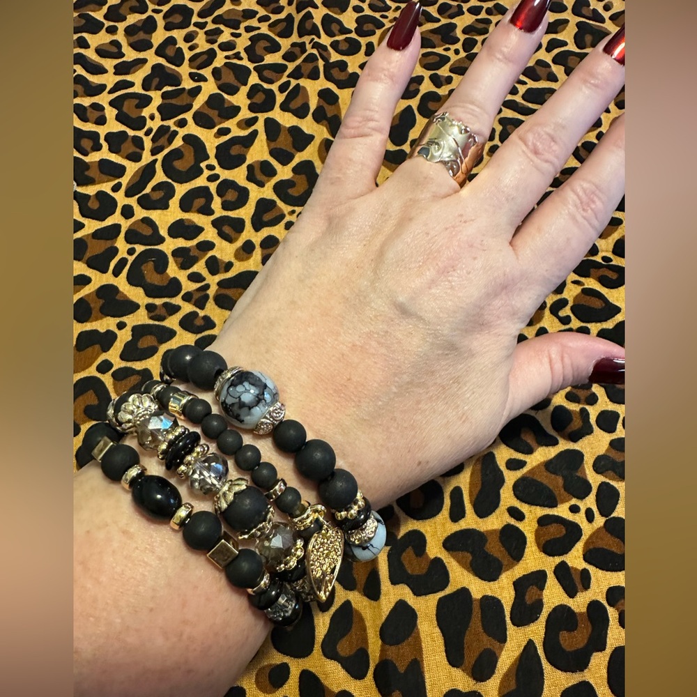 Elegant Black and Gold Beaded Bracelet Set